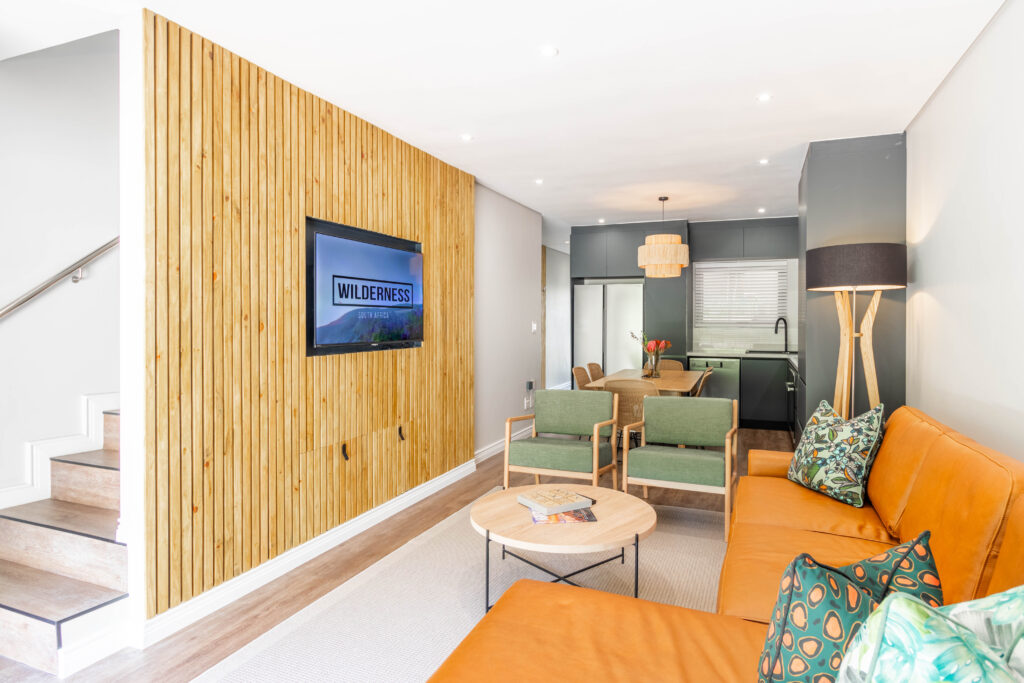 Constantia Kloof 14-22