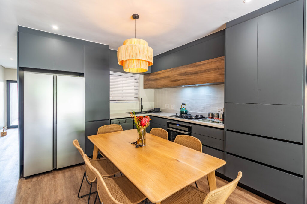 Constantia Kloof 14-25